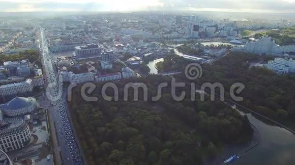 空中景色明斯克市景视频的预览图