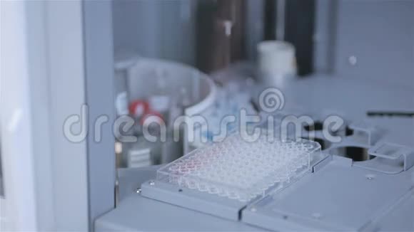 现代医药制造和实验室设备制药生产线视频的预览图
