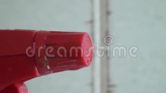 喷罐喷瓶化学品视频的预览图