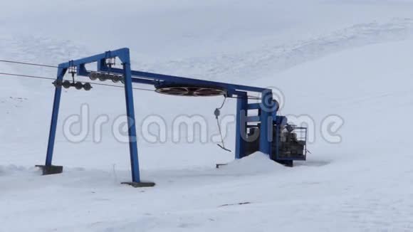 滑雪场地面提升站轮视频的预览图