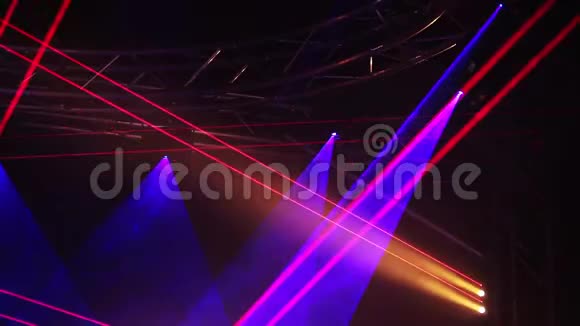 激光舞台灯光效果视频的预览图