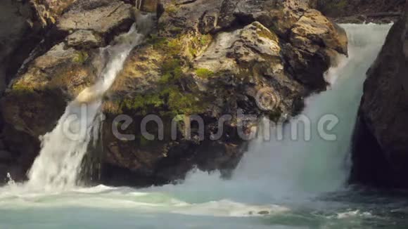 泉林瀑布缓动视频的预览图