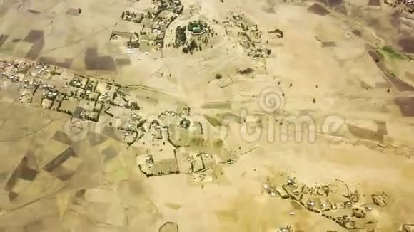 埃塞俄比亚农场和村庄的空中景观视频的预览图