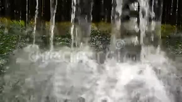 夏河瀑布碎片视频的预览图