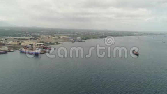 港口里的货船菲律宾巴坦加斯视频的预览图