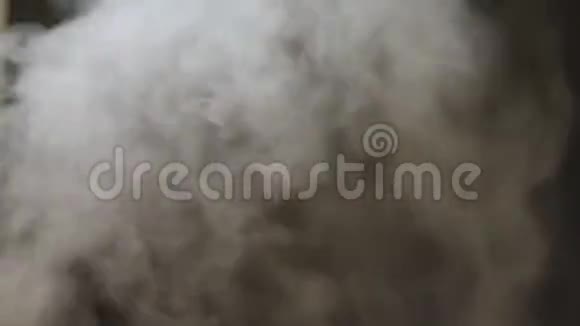 带有阿尔法的高细节烟雾视频的预览图