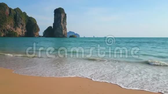 在泰国克拉比奥南猴子海滩放松视频的预览图