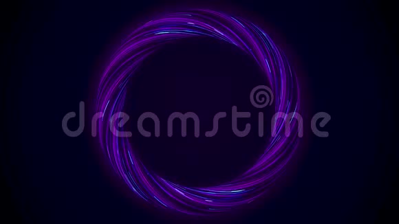 抽象发光环从扭曲纤维与闪烁的颜色隔离在黑色背景动画紫色视频的预览图