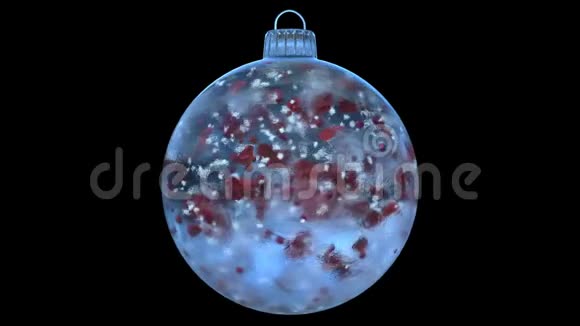 圣诞节旋转的蓝色冰玻璃装饰红色花瓣阿尔法冰铜环视频的预览图