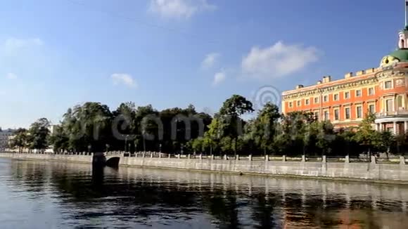 米哈伊洛夫斯基宫殿的全景视频的预览图