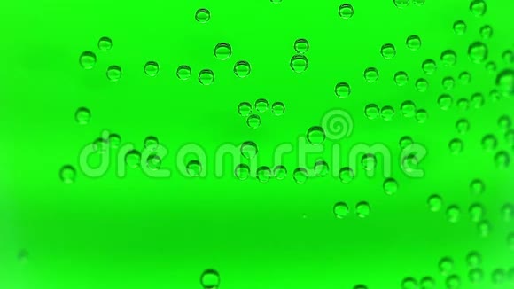 化学玻璃器皿内部的质地和工艺绿色液体视频的预览图