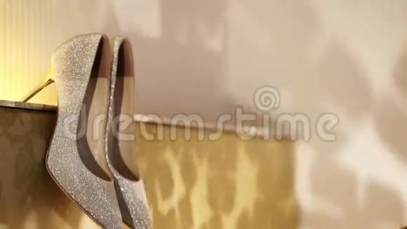 漂亮的女鞋视频的预览图