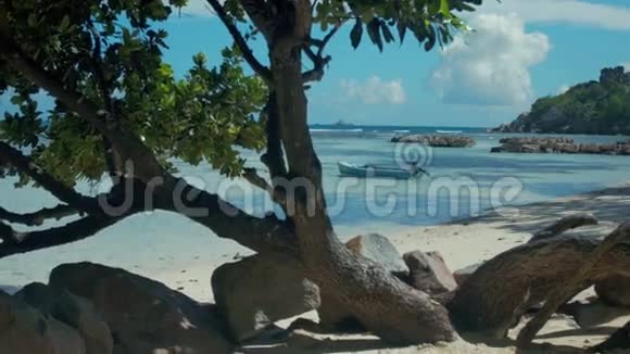 异国情调的梦想塞舌尔岛LaDigue海滩视频的预览图