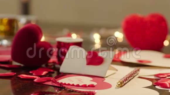 情人节礼品盒和情人节礼品视频的预览图