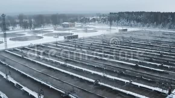 冬季水处理设施厂房污水处理厂空中观景视频的预览图