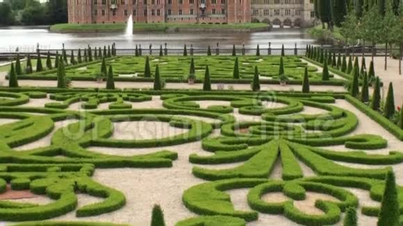 丹麦弗雷德里克斯堡花园视频的预览图