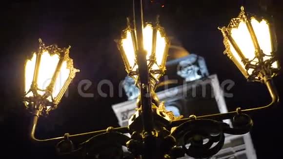 古教秋夜桥灯静拍视频的预览图