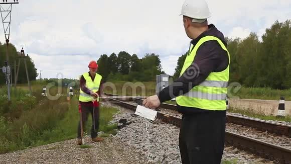 铁路制造业工人视频的预览图