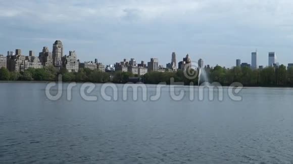 纽约市中央公园水库视频的预览图