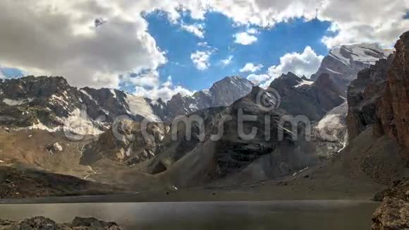 在山上的湖时间流逝帕米尔塔吉克族视频的预览图