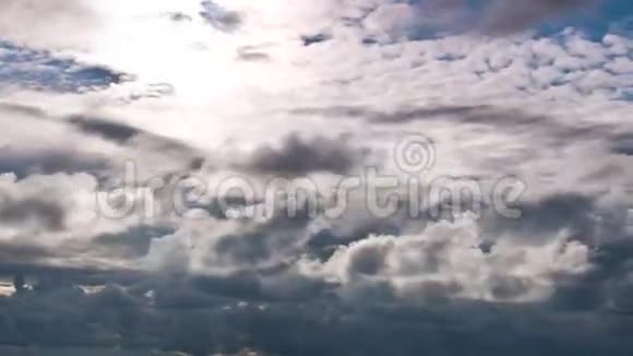 天空乌云密布视频的预览图