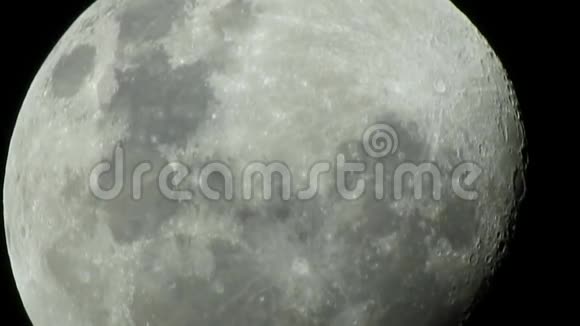 智利的超级月亮升起视频的预览图