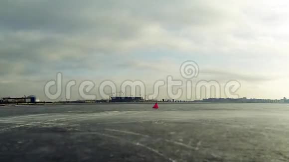 冬季赛跑速滑视频的预览图