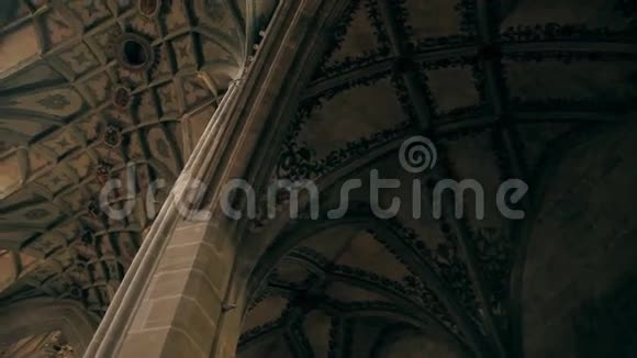 伯尔尼明斯特一座瑞士改革后的大教堂位于伯尔尼老城视频的预览图