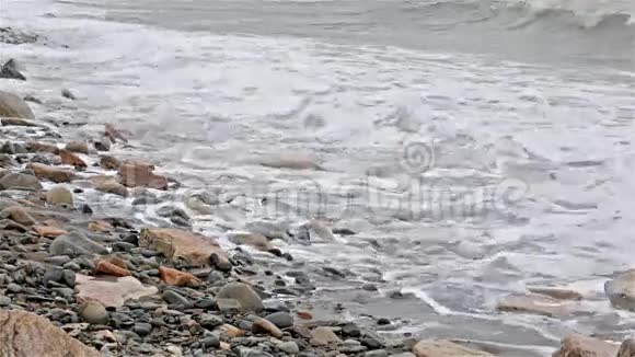 缅因州西南港的暴风雨波视频的预览图