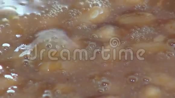 烹饪豆子弗里克尔斯种子食品视频的预览图
