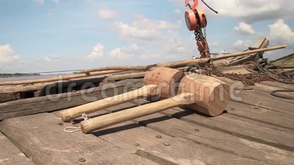 马莱特木材船湄公河柬埔寨东南亚视频的预览图