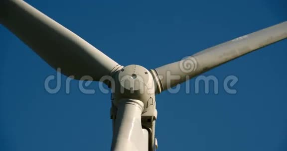 仔细看风车螺旋桨4KFS700奥德赛7Q视频的预览图