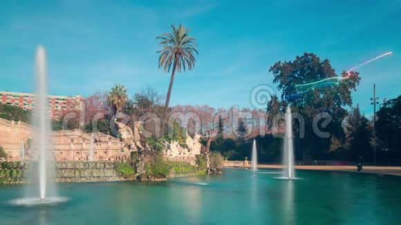 西班牙ciutadella公园喷泉全景视频的预览图