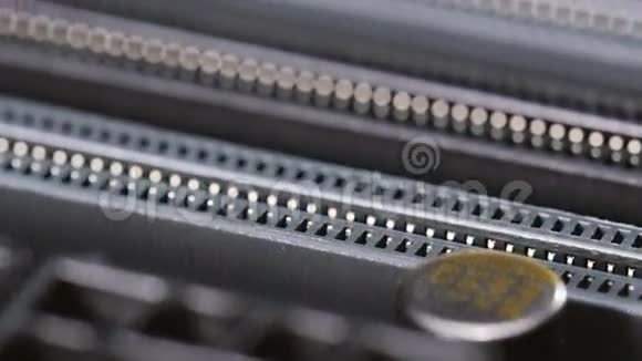 RAM和CPU插座服务器主板滑动视频视频的预览图