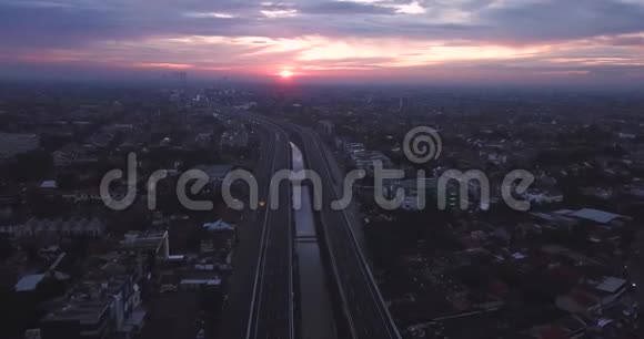 雅加达Becakayu收费公路景观视频的预览图