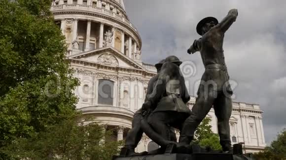 消防员纪念碑和伦敦圣保尔斯视频的预览图