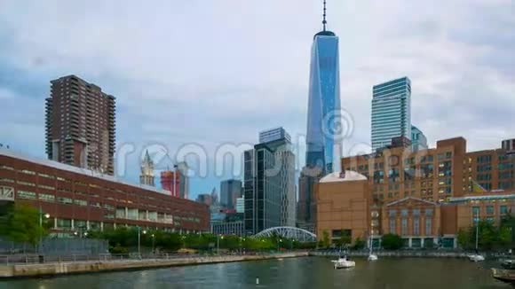 曼哈顿西街自由塔景4k时间从纽约视频的预览图