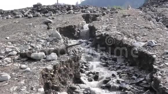 滑坡泥石流在拉里斯萨尔茨堡下雨后奥地利视频的预览图