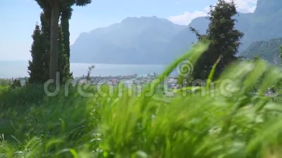 加德纳湖的景色视频的预览图