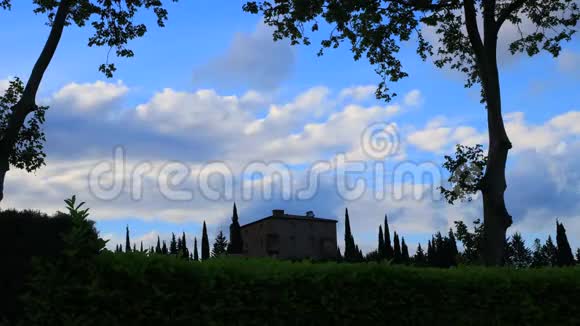 法国科尔比雷斯的乡村时光视频的预览图