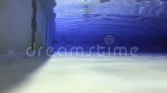 空池水下录像视频的预览图