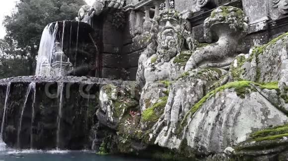 泰伯河巨人喷泉别墅兰特视频的预览图