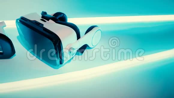 高科技虚拟现实眼镜创意概念视频的预览图