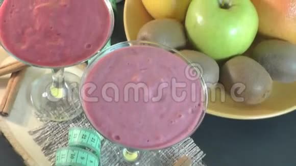 冰沙饮料水果健康饮食视频的预览图