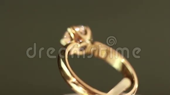 钻石戒指视频的预览图