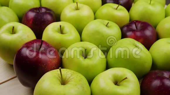 苹果新鲜的自然背景天然苹果从树上收获杂货店果蔬部视频的预览图
