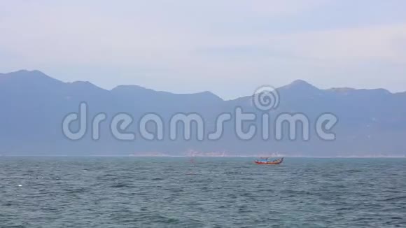 南中国海木渔船越南视频的预览图