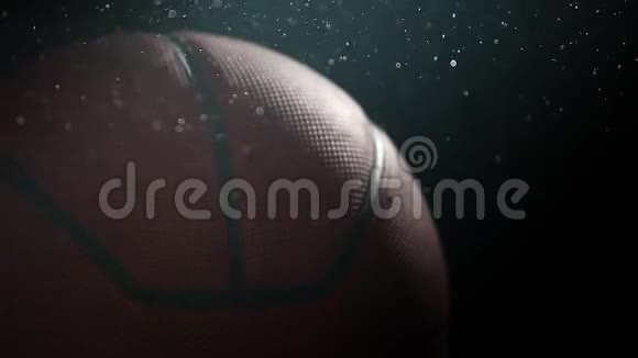 篮球球暗背景工作室视频的预览图