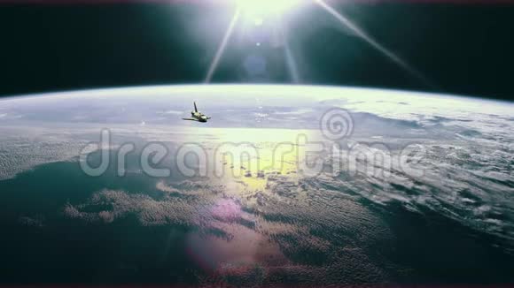 在地球轨道上的航天飞机4K视频的预览图