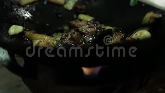 韩国热锅韩国餐厅视频的预览图